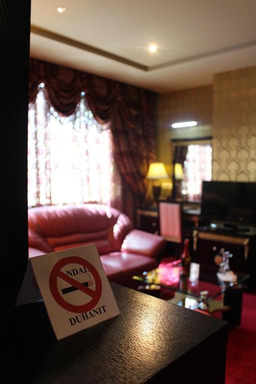 Grand Hotel Europa Shkodër エクステリア 写真
