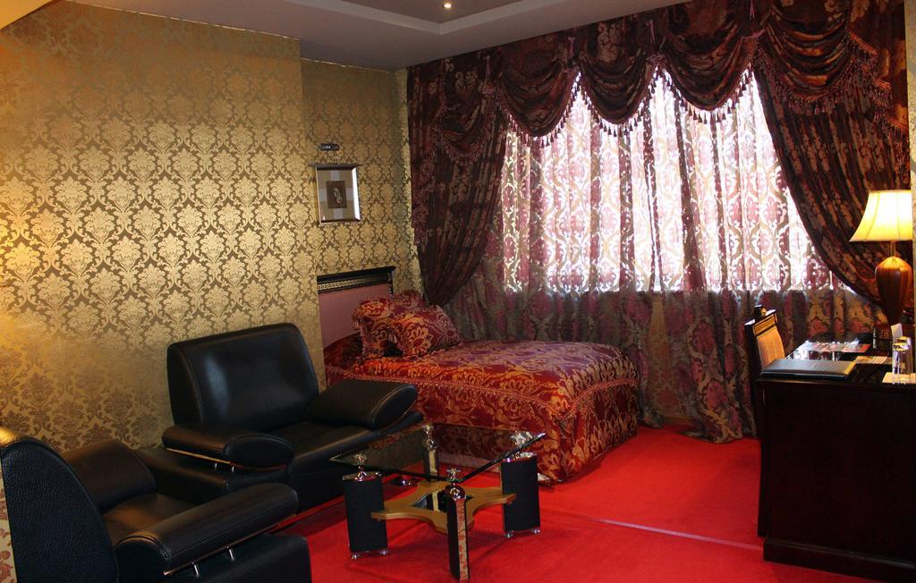 Grand Hotel Europa Shkodër エクステリア 写真