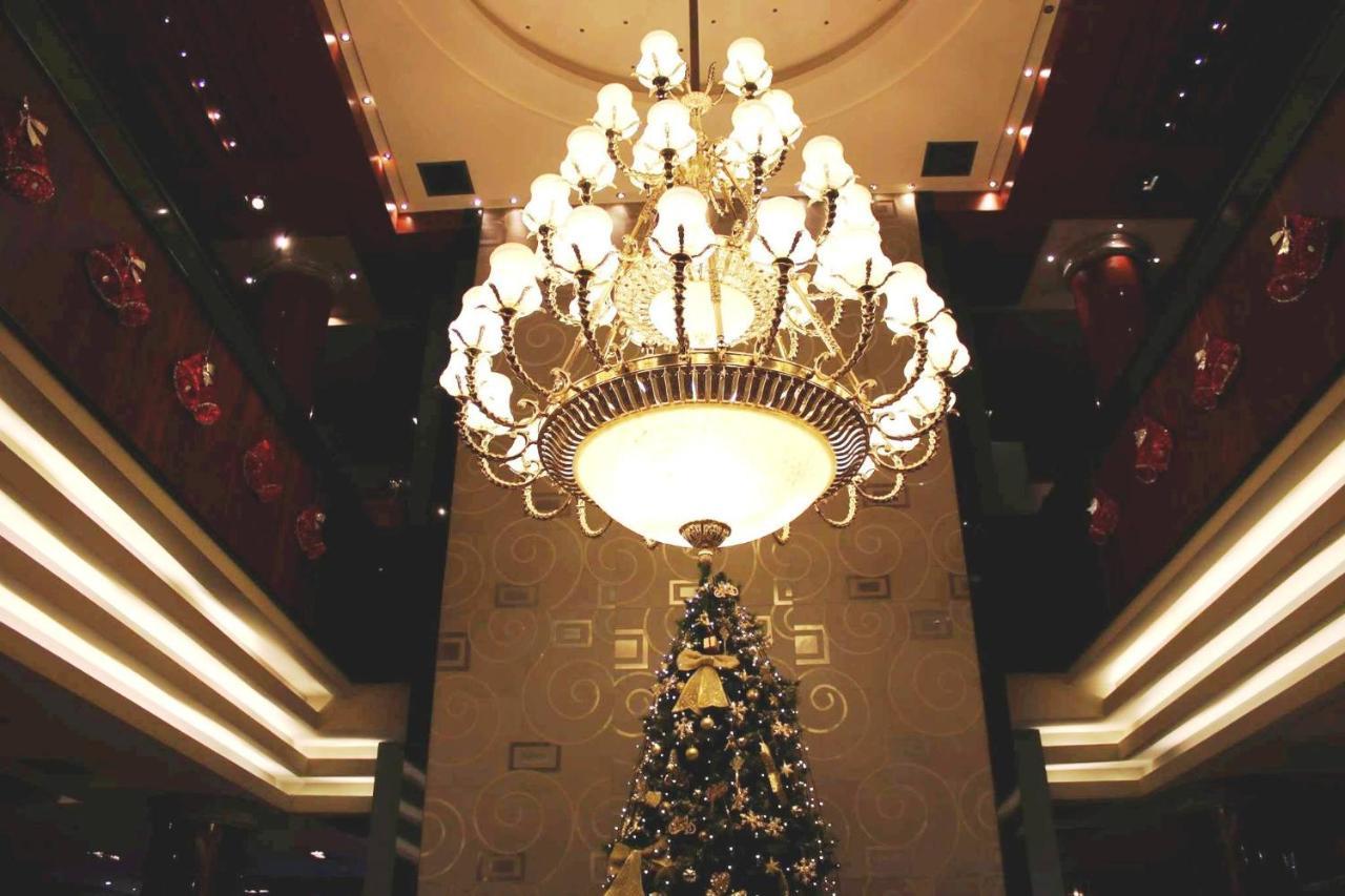 Grand Hotel Europa Shkodër エクステリア 写真