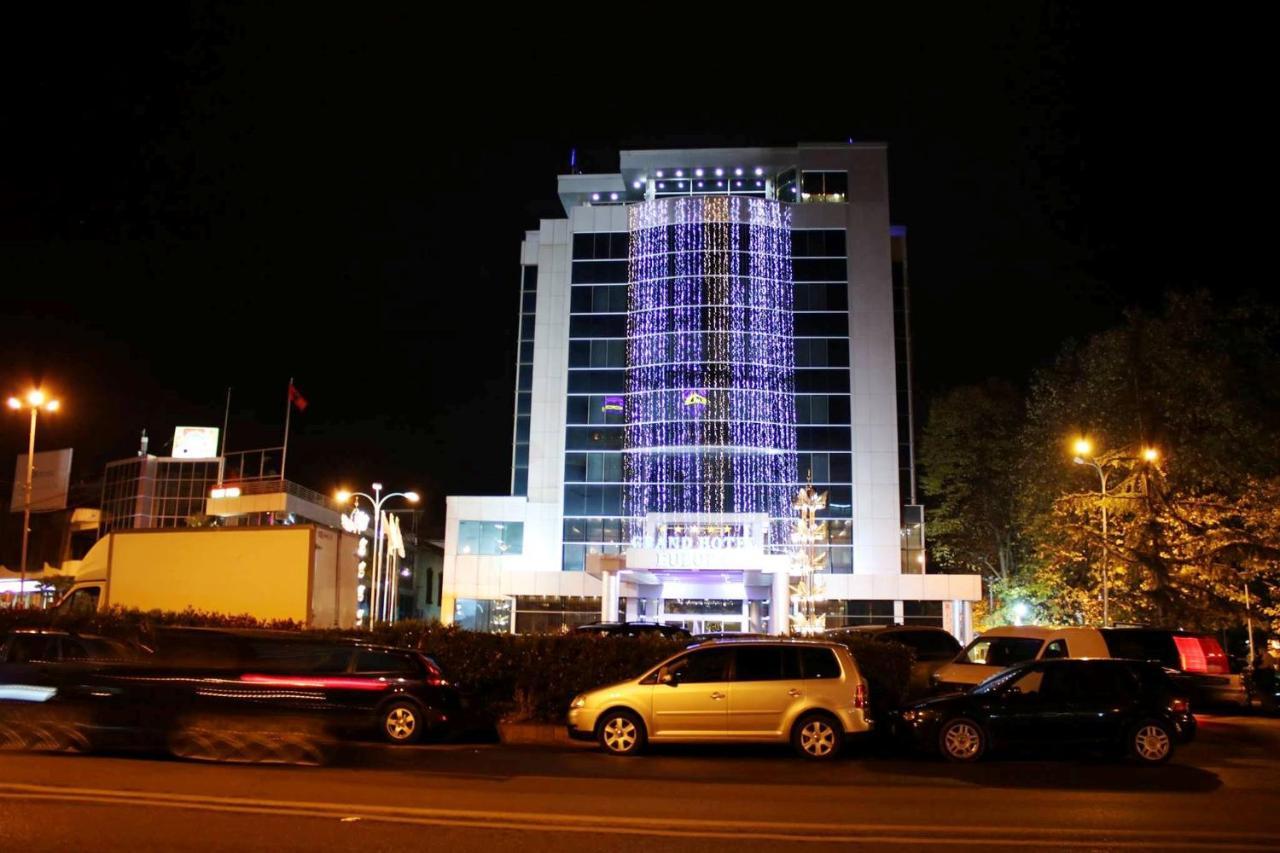 Grand Hotel Europa Shkodër エクステリア 写真